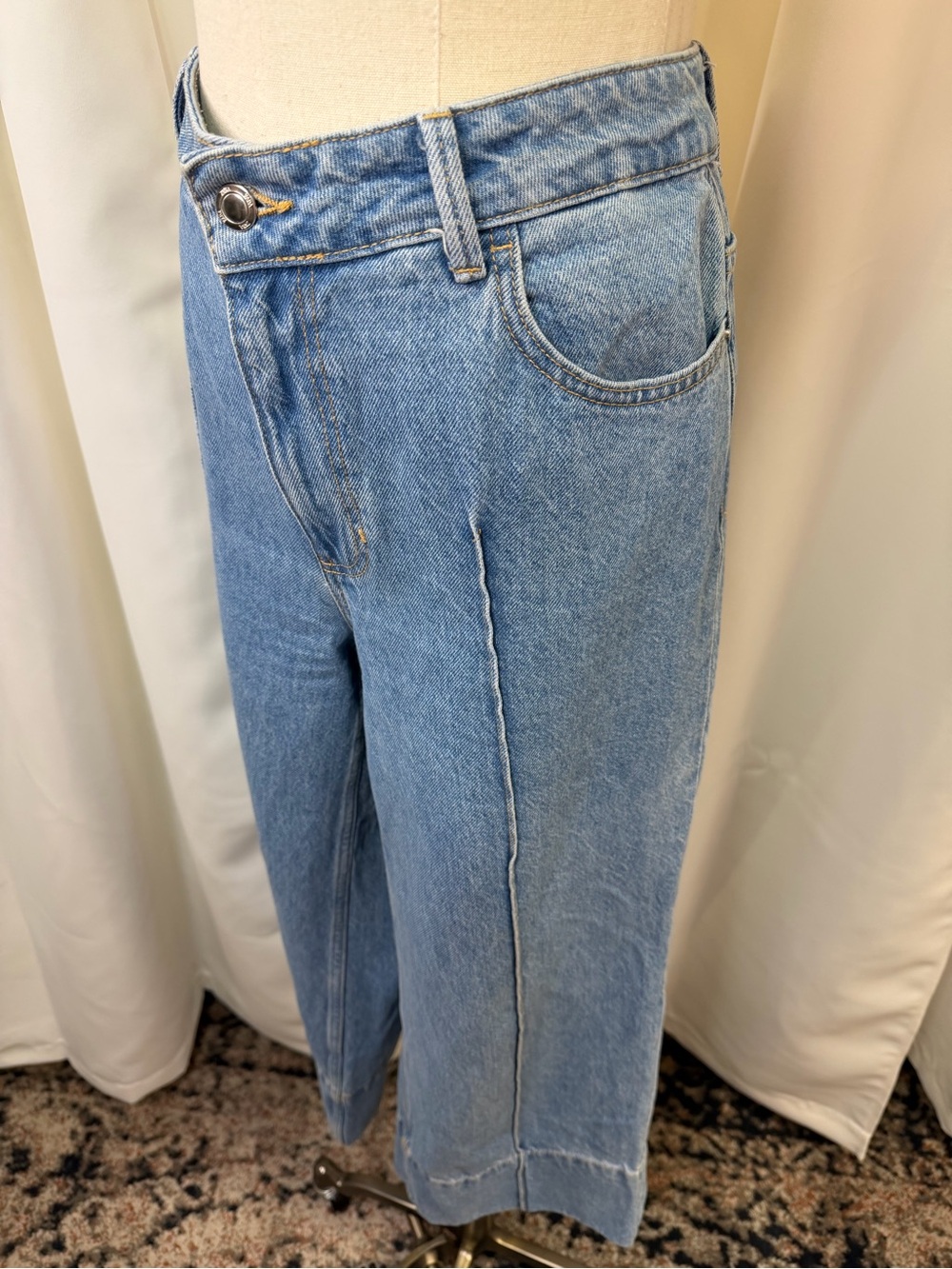 Wide Leg Flare Jeans in Light Blue - Picture 6 of 15